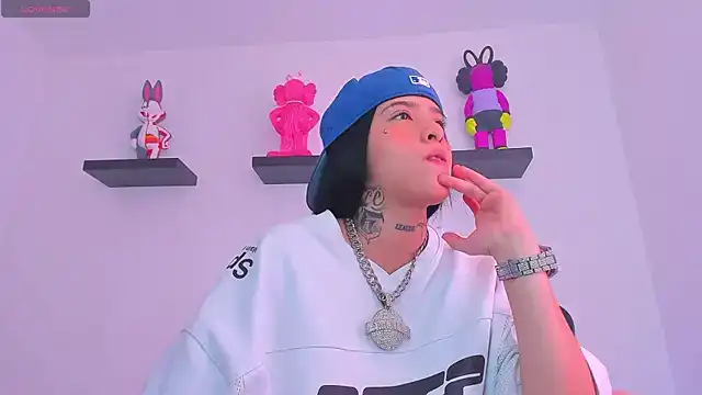 Gangster_Girl