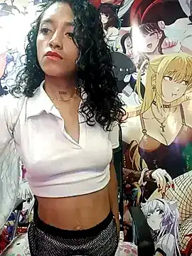 Kylie_Moan