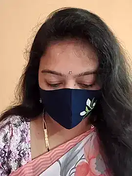 neelu-hoty