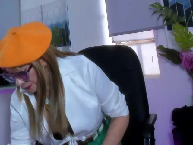 samantha-mature-