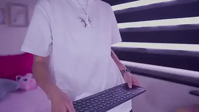 tommy_blue